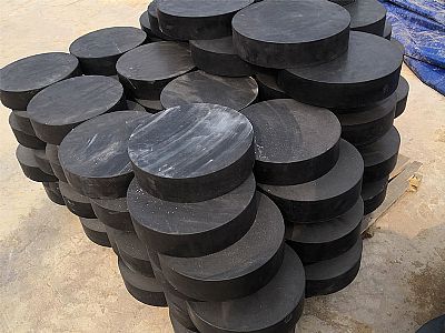 西湖区板式橡胶支座由若干层橡胶片与薄钢板经加压硫化